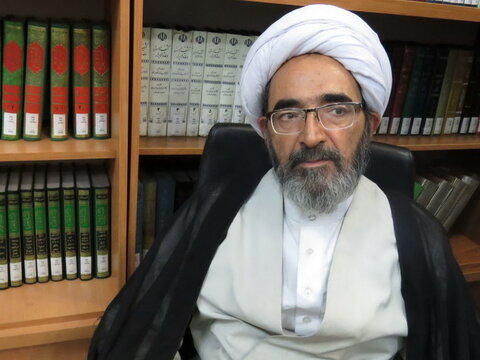 چرا به احمد بن موسی (ع) شاهچراغ می گویند؟