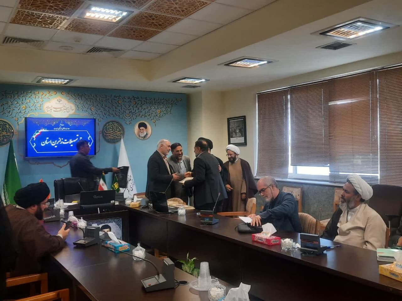 از مواکب فرهنگی مجمع جهانب شیعه شناسی تقدیر به عمل آمد .